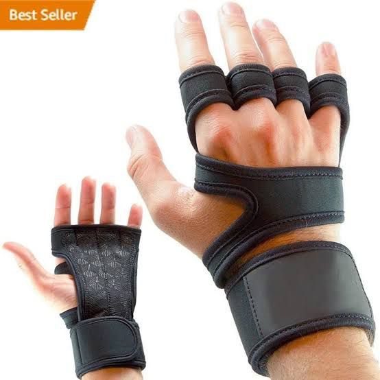 — Gants à sangle poignet